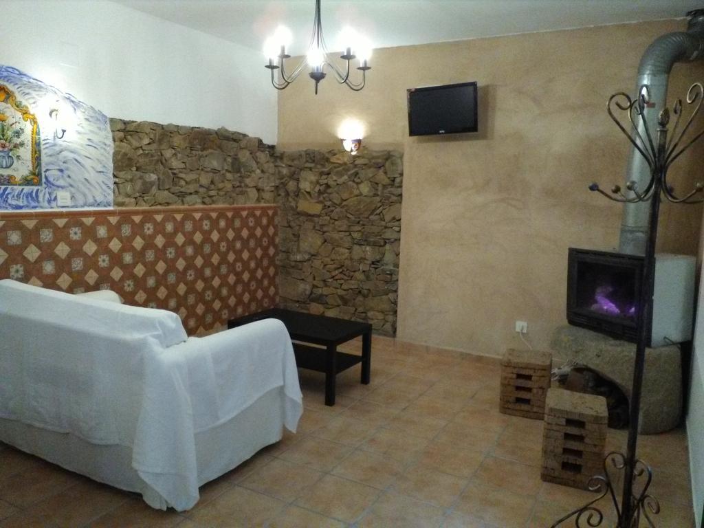 La Venta Del Arriero Hotel Retuerta de Bullaque Luaran gambar
